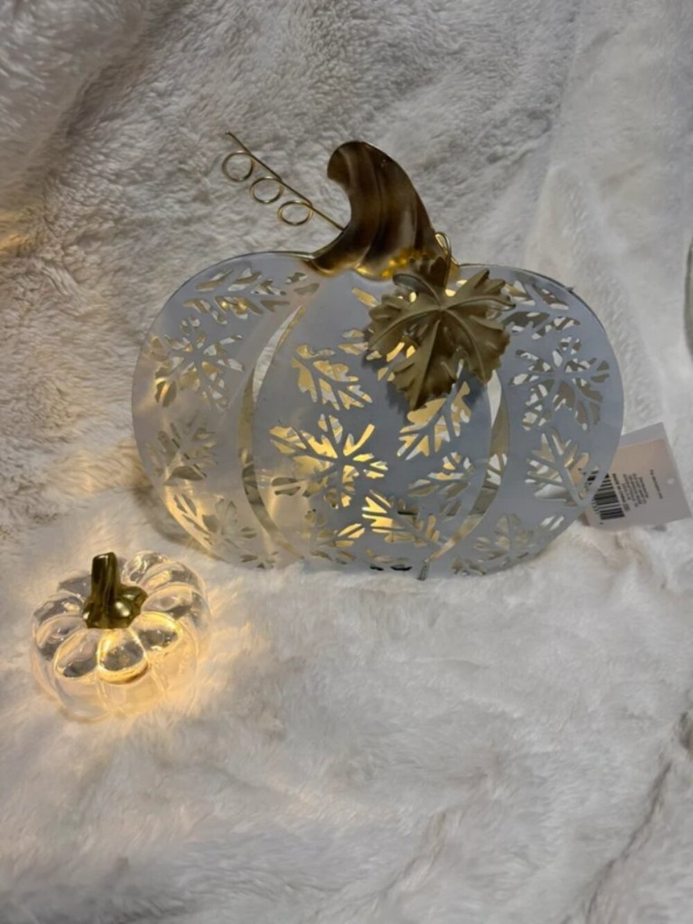 Fall Light-Up Pumpkin Decor Set – Metal Leaf Cutout & Ribbed Glass LED Pumpkins